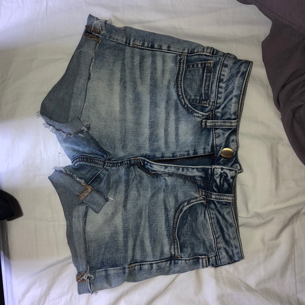 American Eagle light wash booty shorts